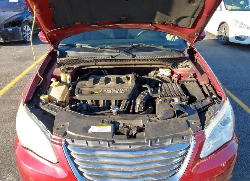 Photo 10 of 2012 Chrysler 200 TOURING (VIN 1C3BCBEB8CN183939)