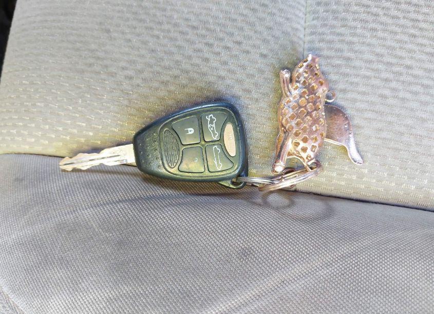 Photo 11 of 2012 Chrysler 200 TOURING (VIN 1C3BCBEB8CN183939)