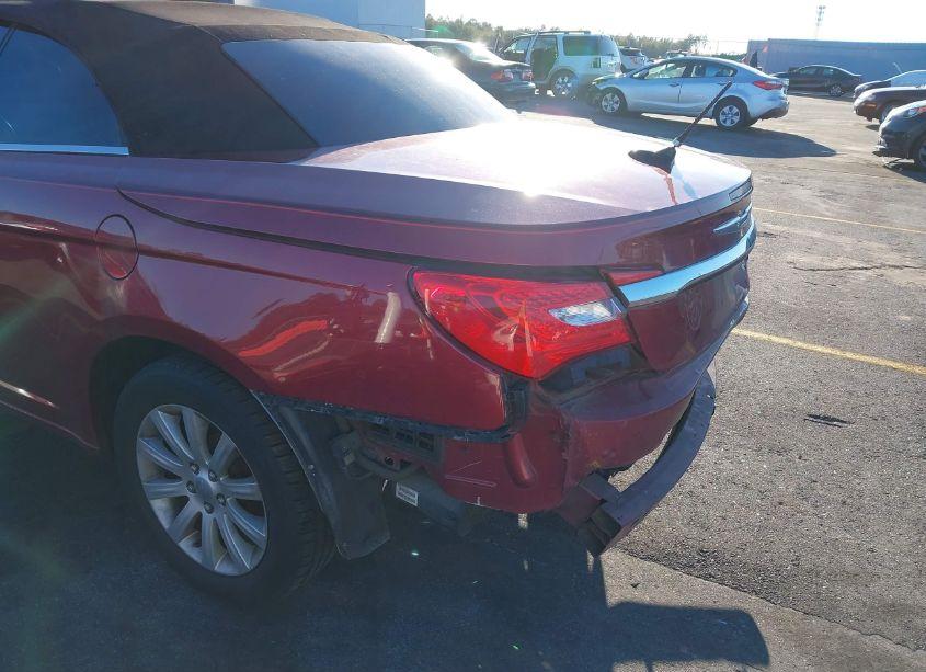 Photo 12 of 2012 Chrysler 200 TOURING (VIN 1C3BCBEB8CN183939)