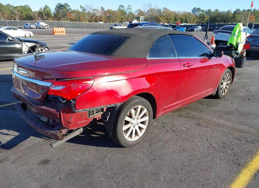 Photo 4 of 2012 Chrysler 200 TOURING (VIN 1C3BCBEB8CN183939)