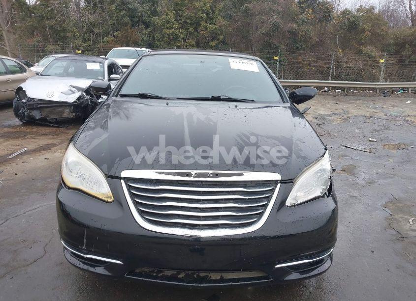 Photo 12 of 2012 Chrysler 200 TOURING (VIN 1C3BCBEB9CN215474)