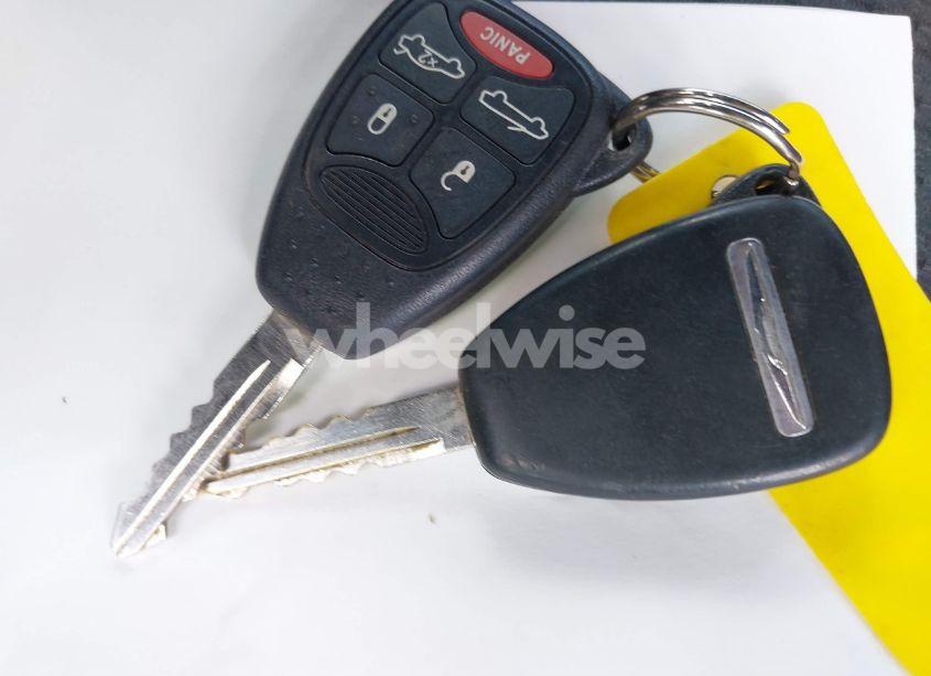 Photo 11 of 2014 Chrysler 200 TOURING (VIN 1C3BCBEB9EN158101)