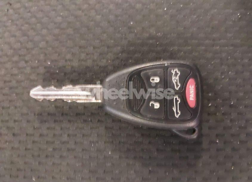 Photo 11 of 2012 Chrysler 200 TOURING (VIN 1C3BCBEBXCN215578)