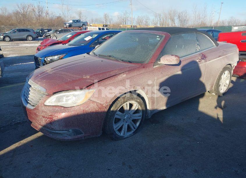 Photo 2 of 2013 Chrysler 200 TOURING (VIN 1C3BCBEG3DN699719)