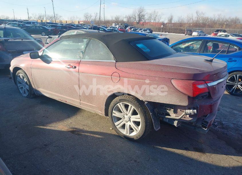 Photo 3 of 2013 Chrysler 200 TOURING (VIN 1C3BCBEG3DN699719)