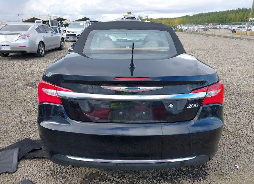 Photo 16 of 2012 Chrysler 200 TOURING (VIN 1C3BCBEG5CN158847)