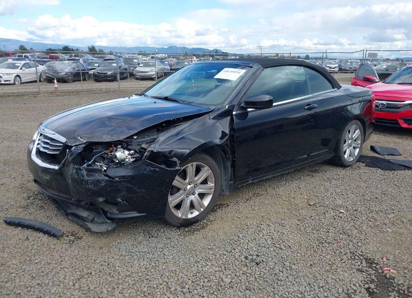 Photo 2 of 2012 Chrysler 200 TOURING (VIN 1C3BCBEG5CN158847)