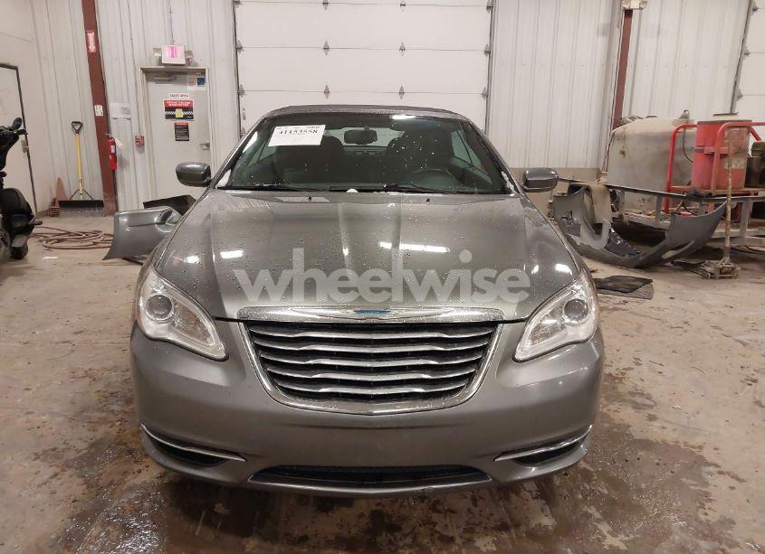 Photo 12 of 2012 Chrysler 200 TOURING (VIN 1C3BCBEG8CN233928)