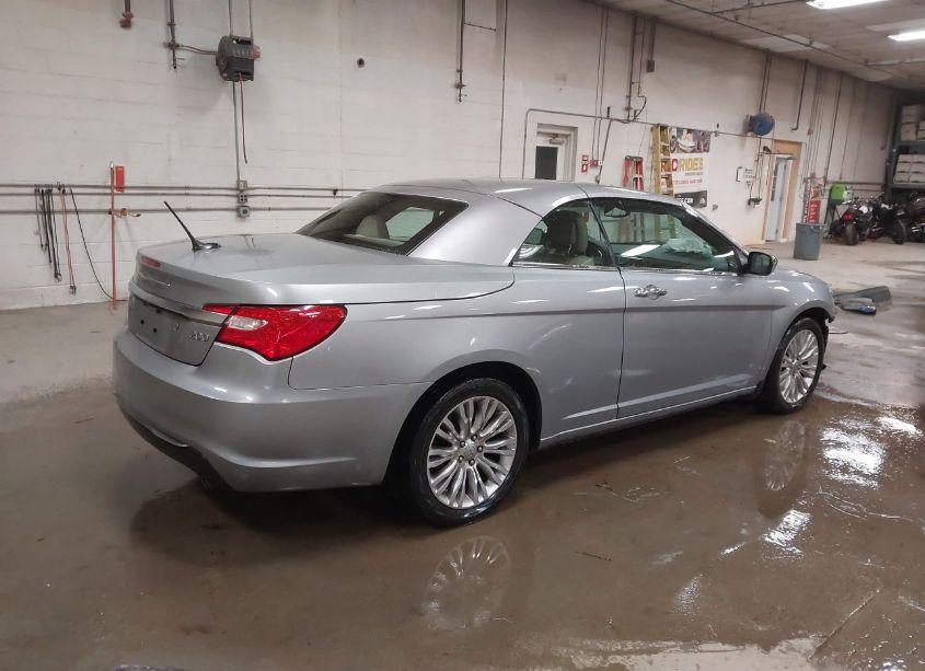 Photo 4 of 2013 Chrysler 200 LIMITED (VIN 1C3BCBFG0DN687204)