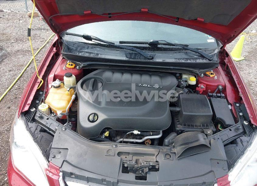 Photo 10 of 2013 Chrysler 200 LIMITED (VIN 1C3BCBFG1DN516428)