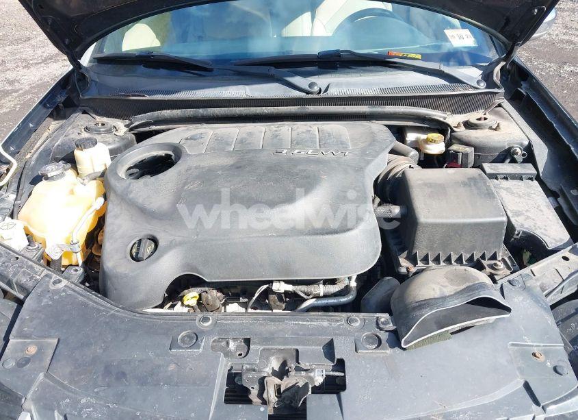 Photo 10 of 2012 Chrysler 200 LIMITED (VIN 1C3BCBFG3CN116594)