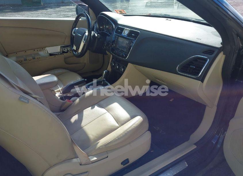 Photo 5 of 2012 Chrysler 200 LIMITED (VIN 1C3BCBFG3CN116594)