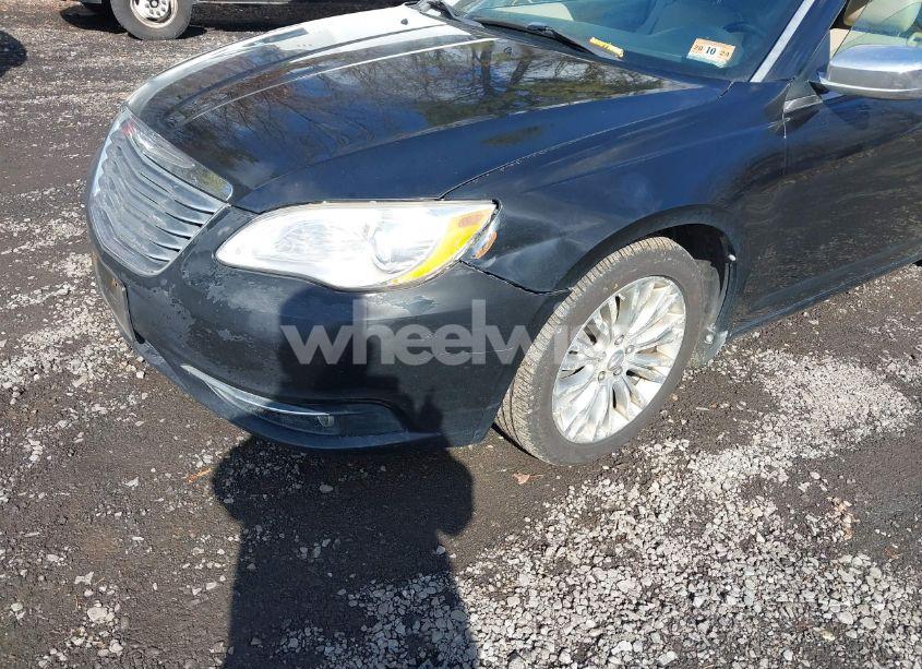 Photo 6 of 2012 Chrysler 200 LIMITED (VIN 1C3BCBFG3CN116594)