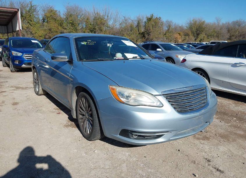 2012 Chrysler 200 LIMITED (VIN 1C3BCBFG5CN266979) main photo