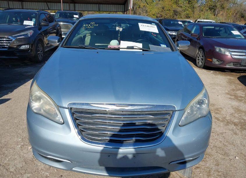 Photo 6 of 2012 Chrysler 200 LIMITED (VIN 1C3BCBFG5CN266979)