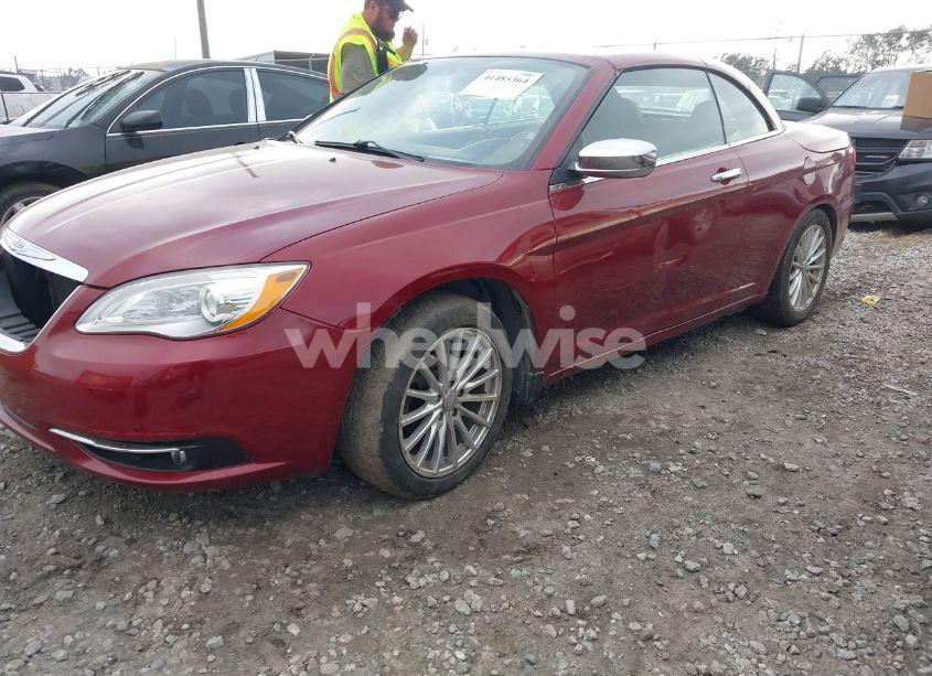 Photo 2 of 2013 Chrysler 200 LIMITED (VIN 1C3BCBFG6DN595353)