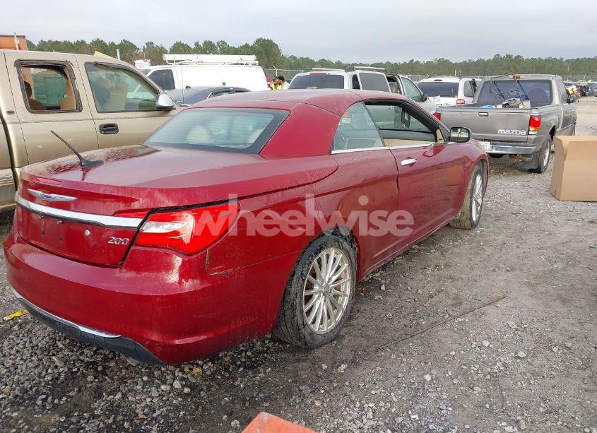 Photo 4 of 2013 Chrysler 200 LIMITED (VIN 1C3BCBFG6DN595353)