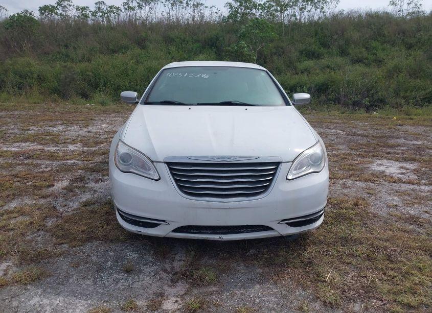 Photo 11 of 2012 Chrysler 200 LIMITED (VIN 1C3BCBFG7CN123032)