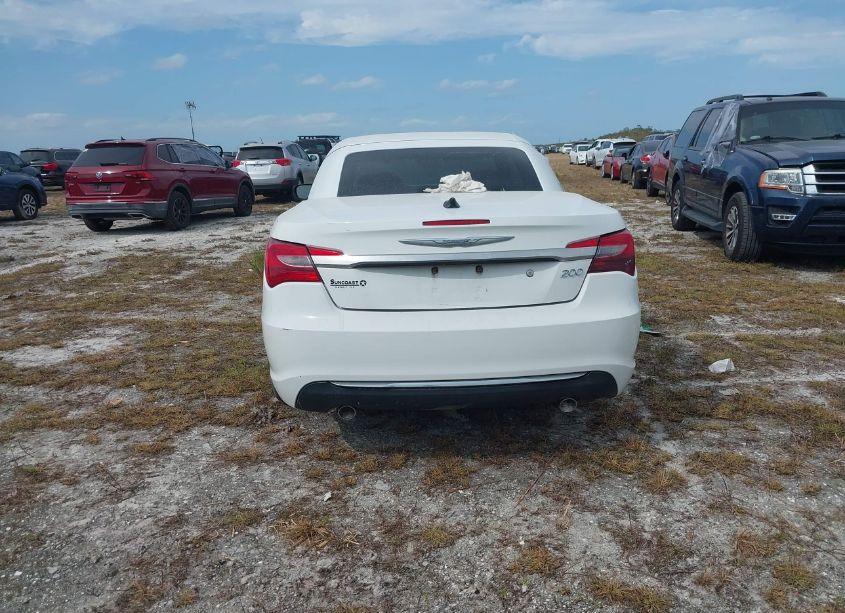 Photo 15 of 2012 Chrysler 200 LIMITED (VIN 1C3BCBFG7CN123032)