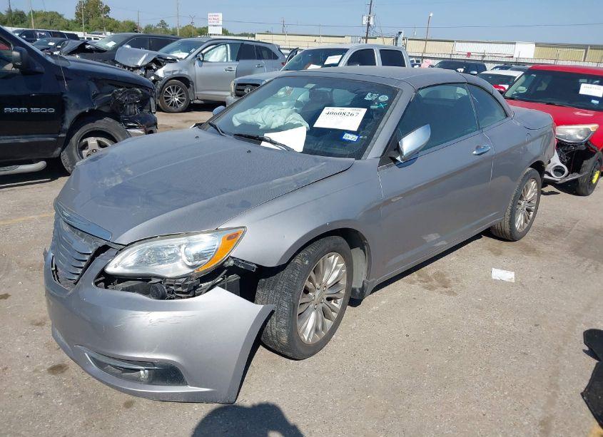 Photo 2 of 2013 Chrysler 200 LIMITED (VIN 1C3BCBFG8DN513509)