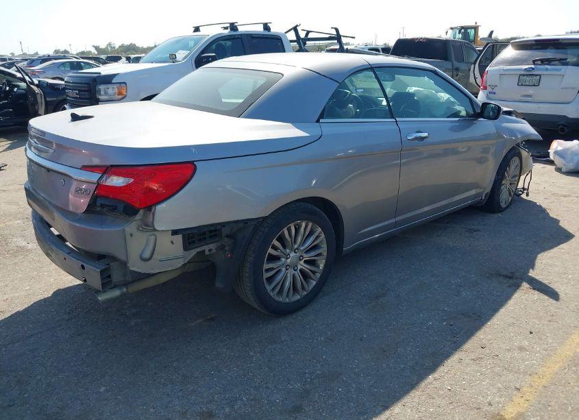 Photo 4 of 2013 Chrysler 200 LIMITED (VIN 1C3BCBFG8DN513509)