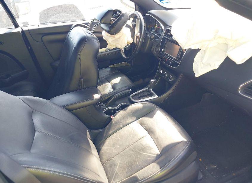 Photo 5 of 2013 Chrysler 200 LIMITED (VIN 1C3BCBFG8DN513509)