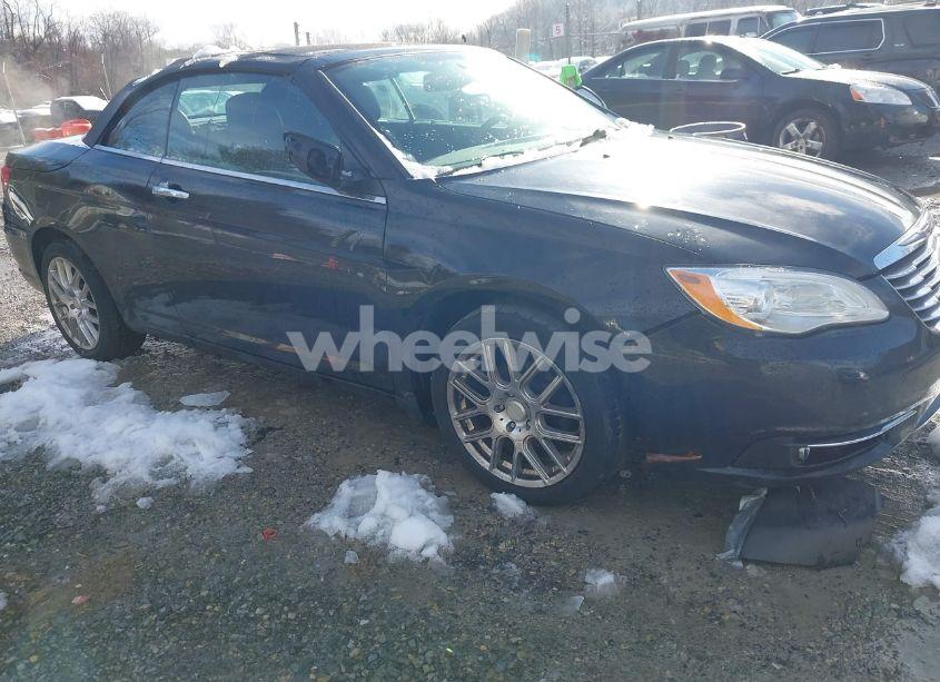2014 Chrysler 200 LIMITED (VIN 1C3BCBFG9EN162644) main photo