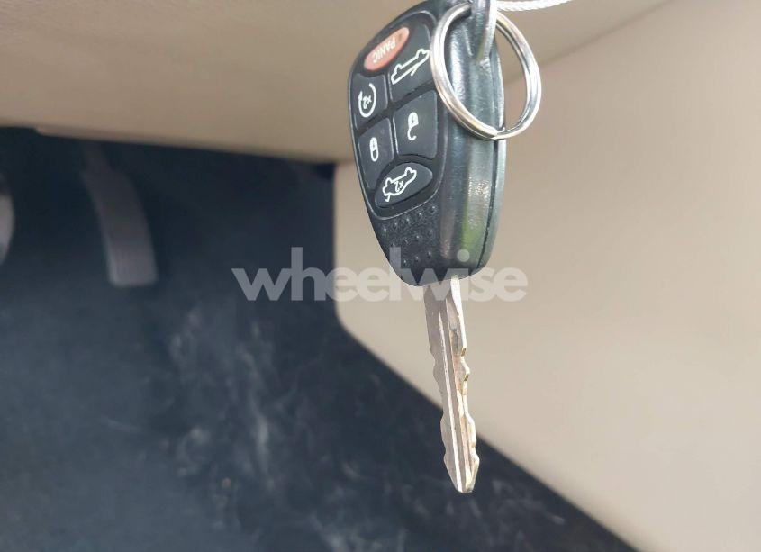 Photo 11 of 2014 Chrysler 200 LIMITED (VIN 1C3BCBFGXEN159655)