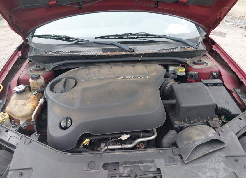 Photo 10 of 2013 Chrysler 200 S (VIN 1C3BCBGGXDN712141)