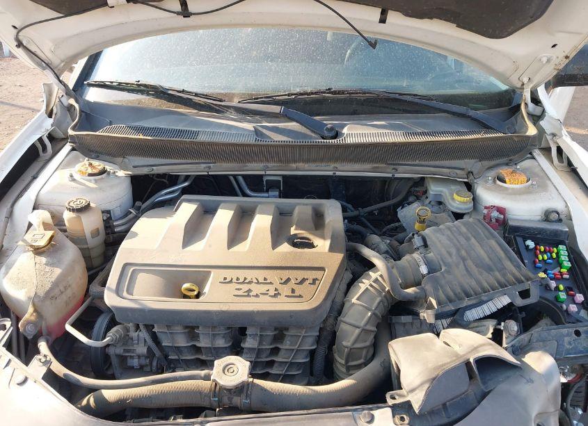 Photo 10 of 2010 Chrysler Sebring TOURING (VIN 1C3CC4FB8AN140407)