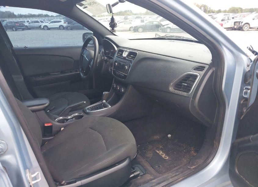 Photo 5 of 2012 Chrysler 200 LX (VIN 1C3CCBAB0CN181628)