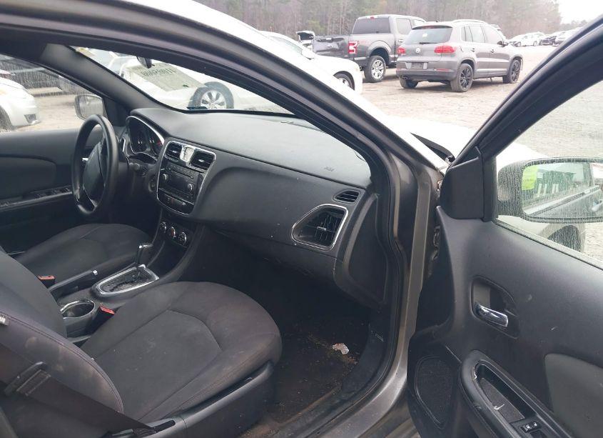 Photo 5 of 2012 Chrysler 200 LX (VIN 1C3CCBAB0CN191771)