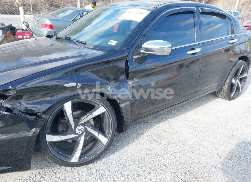 Photo 6 of 2012 Chrysler 200 LX (VIN 1C3CCBAB0CN281857)