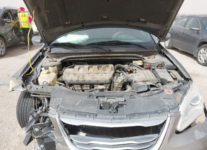 Photo 10 of 2012 Chrysler 200 LX (VIN 1C3CCBAB0CN291966)