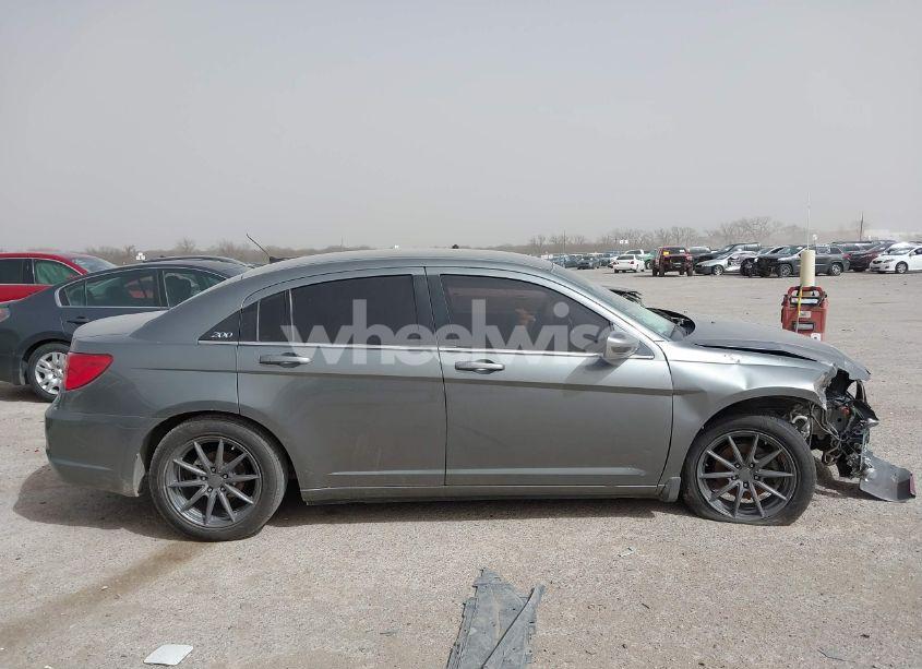 Photo 12 of 2012 Chrysler 200 LX (VIN 1C3CCBAB0CN291966)