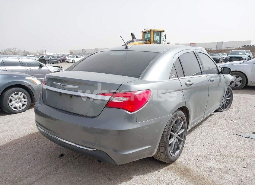 Photo 4 of 2012 Chrysler 200 LX (VIN 1C3CCBAB0CN291966)