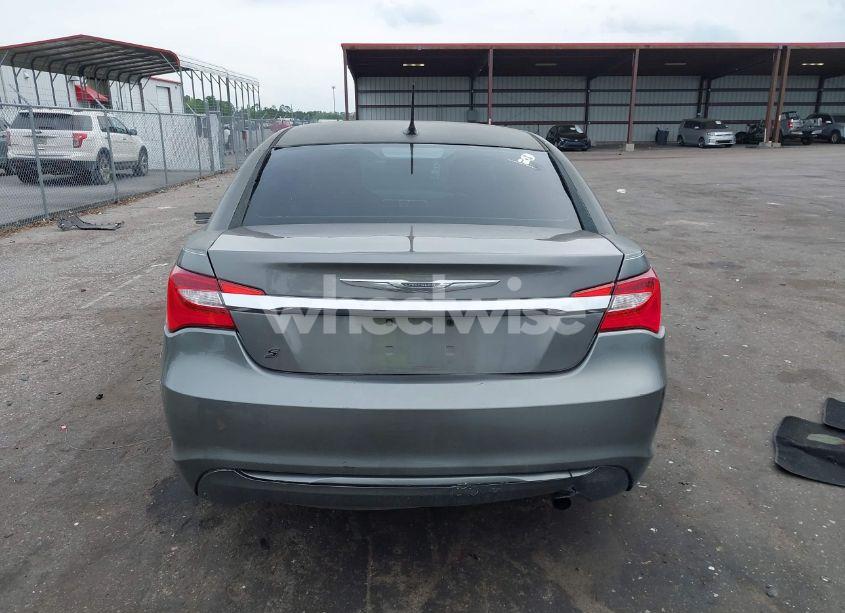 Photo 15 of 2013 Chrysler 200 LX (VIN 1C3CCBAB0DN641520)