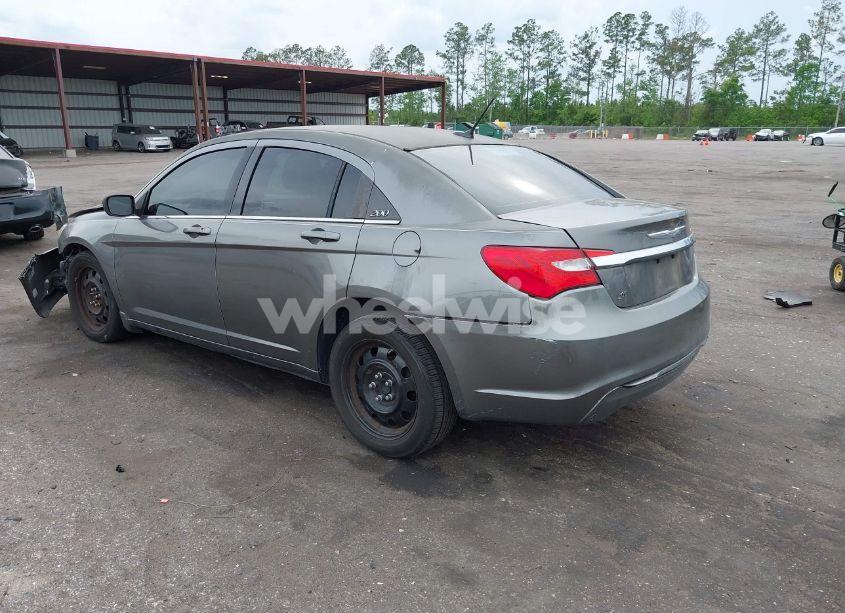 Photo 3 of 2013 Chrysler 200 LX (VIN 1C3CCBAB0DN641520)