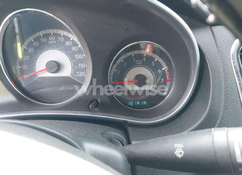 Photo 7 of 2013 Chrysler 200 LX (VIN 1C3CCBAB0DN641548)