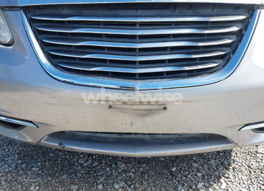 Photo 13 of 2013 Chrysler 200 LX (VIN 1C3CCBAB0DN641940)