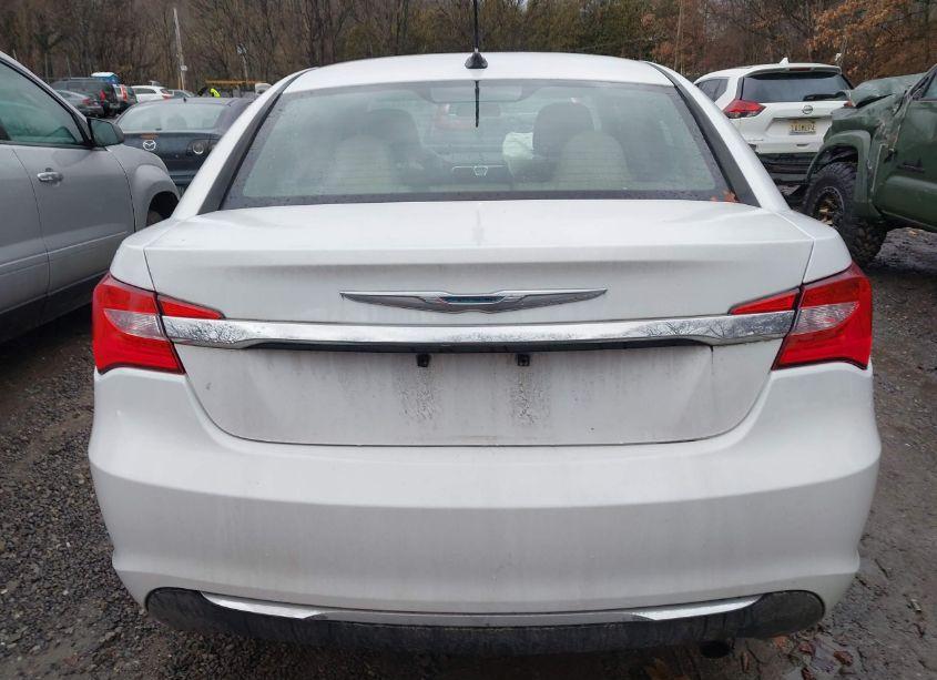 Photo 16 of 2013 Chrysler 200 LX (VIN 1C3CCBAB0DN698221)