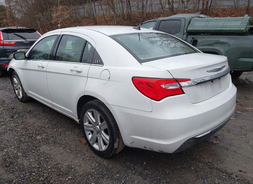 Photo 3 of 2013 Chrysler 200 LX (VIN 1C3CCBAB0DN698221)