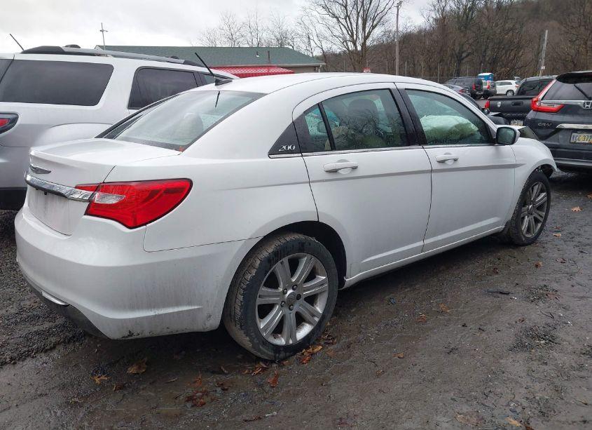 Photo 4 of 2013 Chrysler 200 LX (VIN 1C3CCBAB0DN698221)