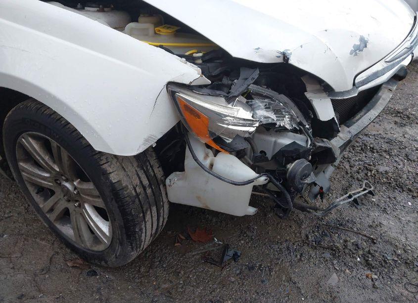 Photo 6 of 2013 Chrysler 200 LX (VIN 1C3CCBAB0DN698221)