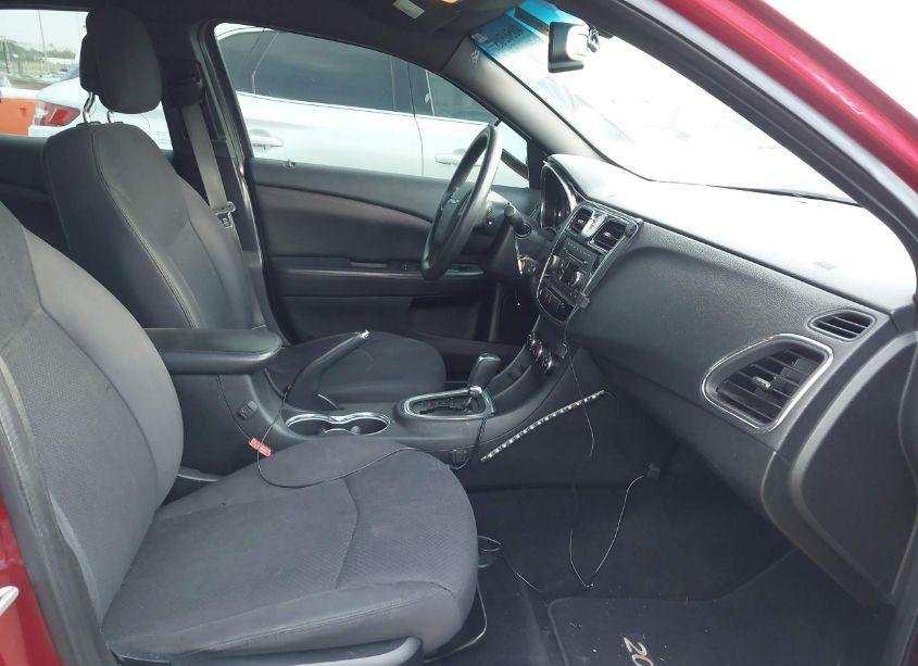 Photo 5 of 2014 Chrysler 200 LX (VIN 1C3CCBAB0EN101957)