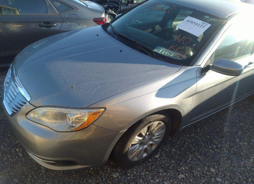 Photo 2 of 2014 Chrysler 200 LX (VIN 1C3CCBAB0EN124865)