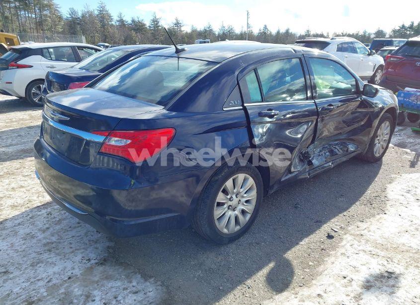 Photo 4 of 2014 Chrysler 200 LX (VIN 1C3CCBAB0EN142539)