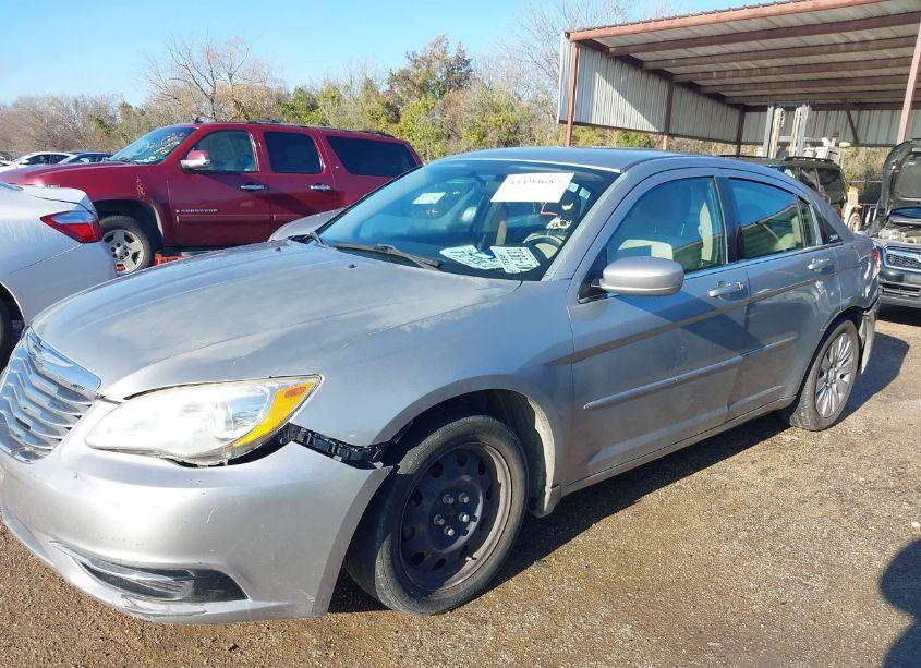 Photo 6 of 2014 Chrysler 200 LX (VIN 1C3CCBAB0EN204828)