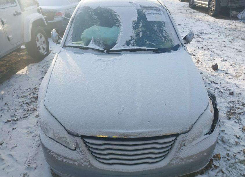 Photo 13 of 2014 Chrysler 200 LX (VIN 1C3CCBAB0EN211939)