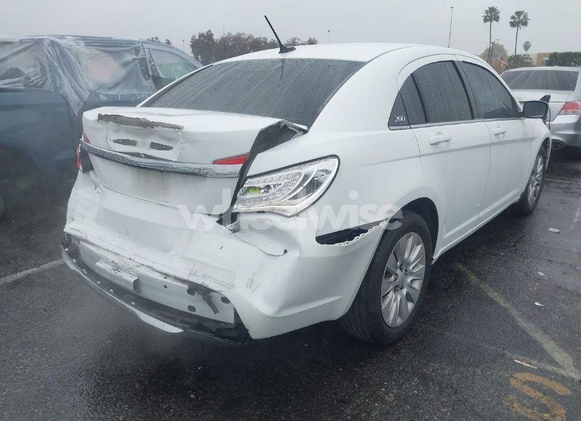 Photo 4 of 2014 Chrysler 200 LX (VIN 1C3CCBAB0EN230748)